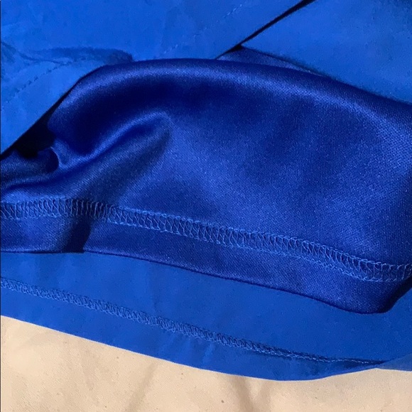 BUNDLE 2 ITEMS FOR $10 Blue Ohvola Layered Skirt size Medium - Picture 4 of 8